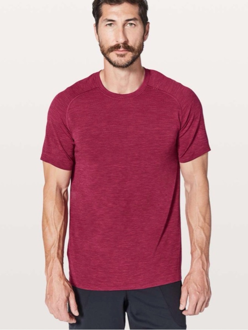 Lululemon Metal Vent Tech Short Sleeve
Violet Red / Dashing Purple Small